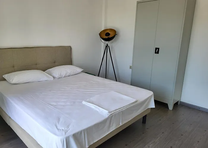 Sky View Apt 4 Superior *