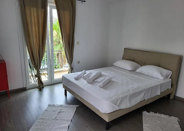 Sky View Apt 4 Superior *